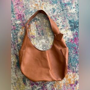 Meyelo handcrafted leather bag